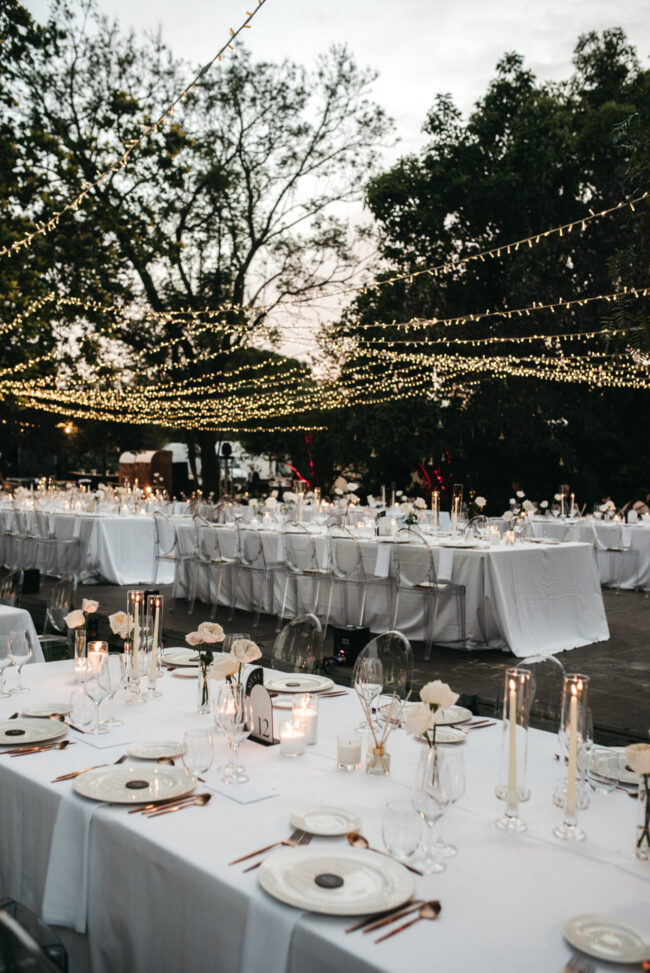 velas y candelabros de cera para bodas de The Wedding Scent