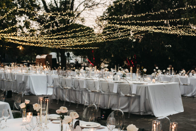 velas y candelabros de cera para bodas de The Wedding Scent